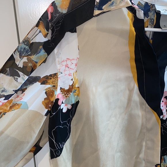 EUC Floral Button Down Formal Shirt by Phillip Jim Women’s Size S Small - Picture 5 of 9